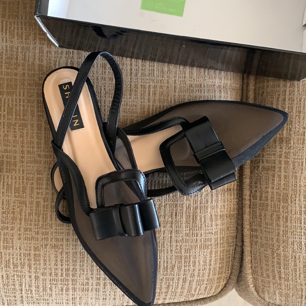 Shoes - Picture 3 of 4